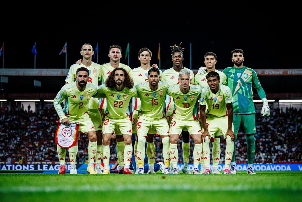 Timnas Spanyol hanya mampu bermain imbang lawan Serbia di pertandingan pertama Grup D UEFA Nations League. (Instagram @sefutbol) - Image