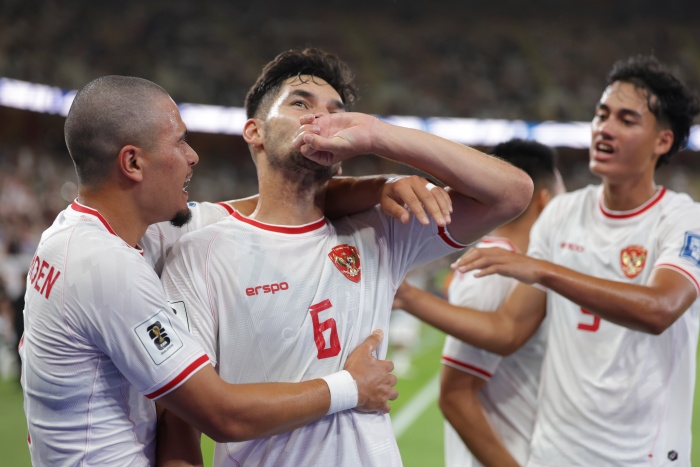 Pemain Timnas Indonesia merayakan gol ke gawang Arab Saudi. Pelatih Shin Tae-yong menyebut proses transisi menjadi senjata utama skuad Garuda. (PSSI/GSI) - Image