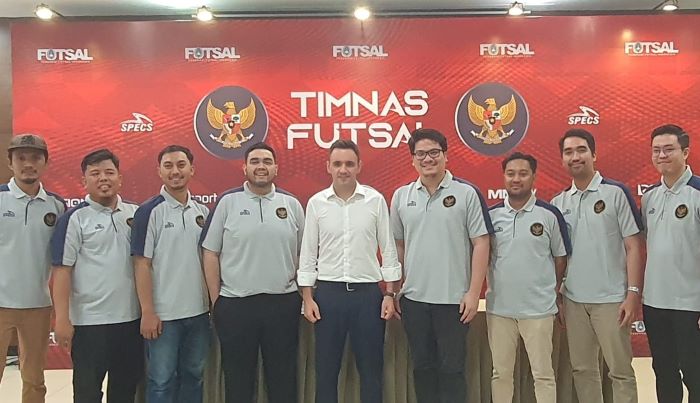 Federasi Futsal Indonesia (FFI) memperkenalkan Hector Souto sebagai pelatih Timnas Futsal Indonesia. (Istimewa) - Image