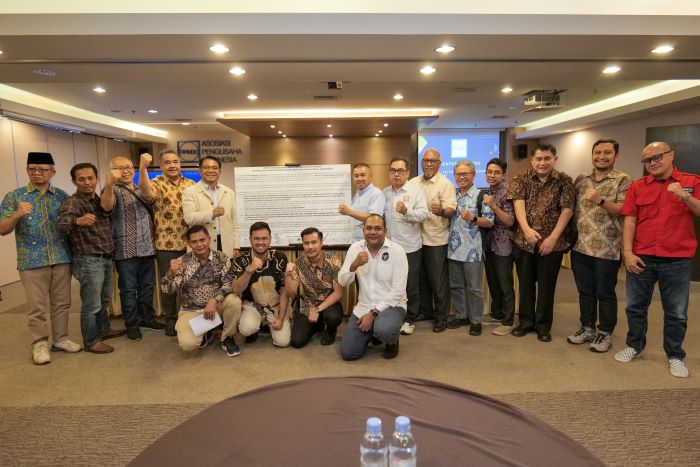 Puluhan asosiasi lintas sektor menyatakan sikap penolakan atas berbagai kebijakan kontroversial terkait pengaturan produk tembakau pada PP Nomor 28 Tahun 2024. (Istimewa) - Image