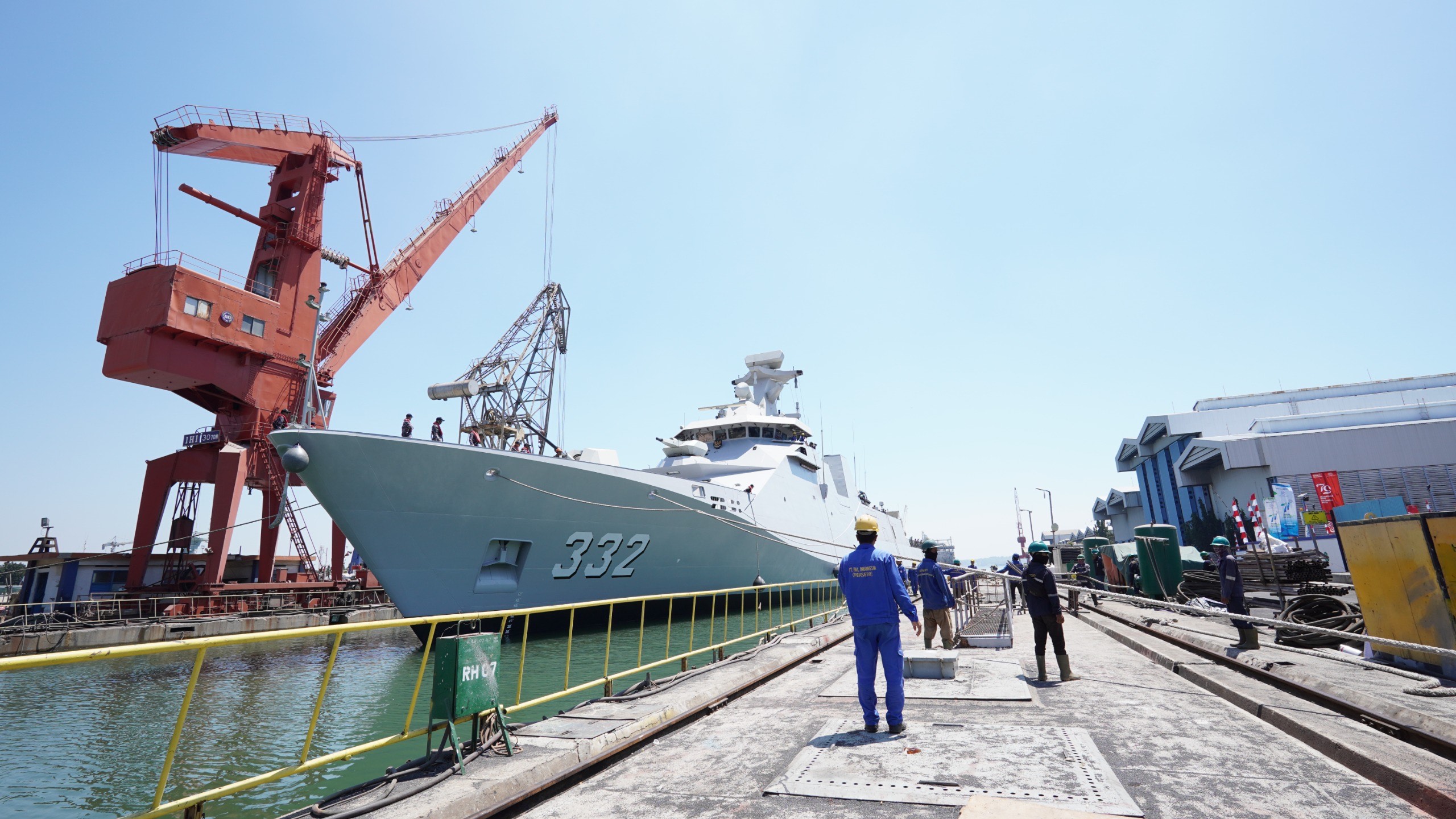 KRI I Gusti Ngurah Rai-332 usai docking di galangan PT PAL Indonesia. (dok. PT PAL) - Image