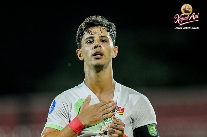 Bruno Moreira jadi penentu kemenangan Persebaya Surabaya atas Persita Tangerang di Liga 1 Indonesia 2024/2025. (Instagram @officialpersebaya) - Image