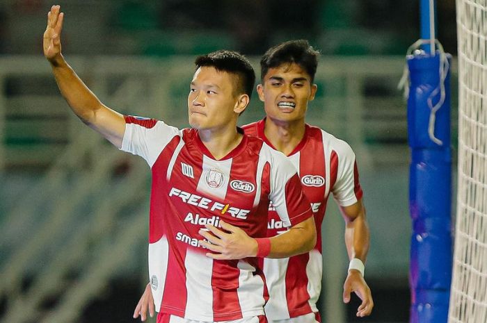 Sho Yamamoto berpotensi merepotkan lini belakang Persebaya Surabaya dan bikin Green Force gagal melesat di puncak klasemen Liga 1 Indonesia. (Instagram/@persisofficial) - Image