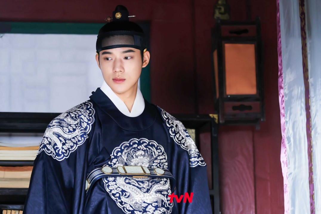 Moon Sang Min di drama ‘’Under the Queen’s Umbrella’./ Website TVN - Image