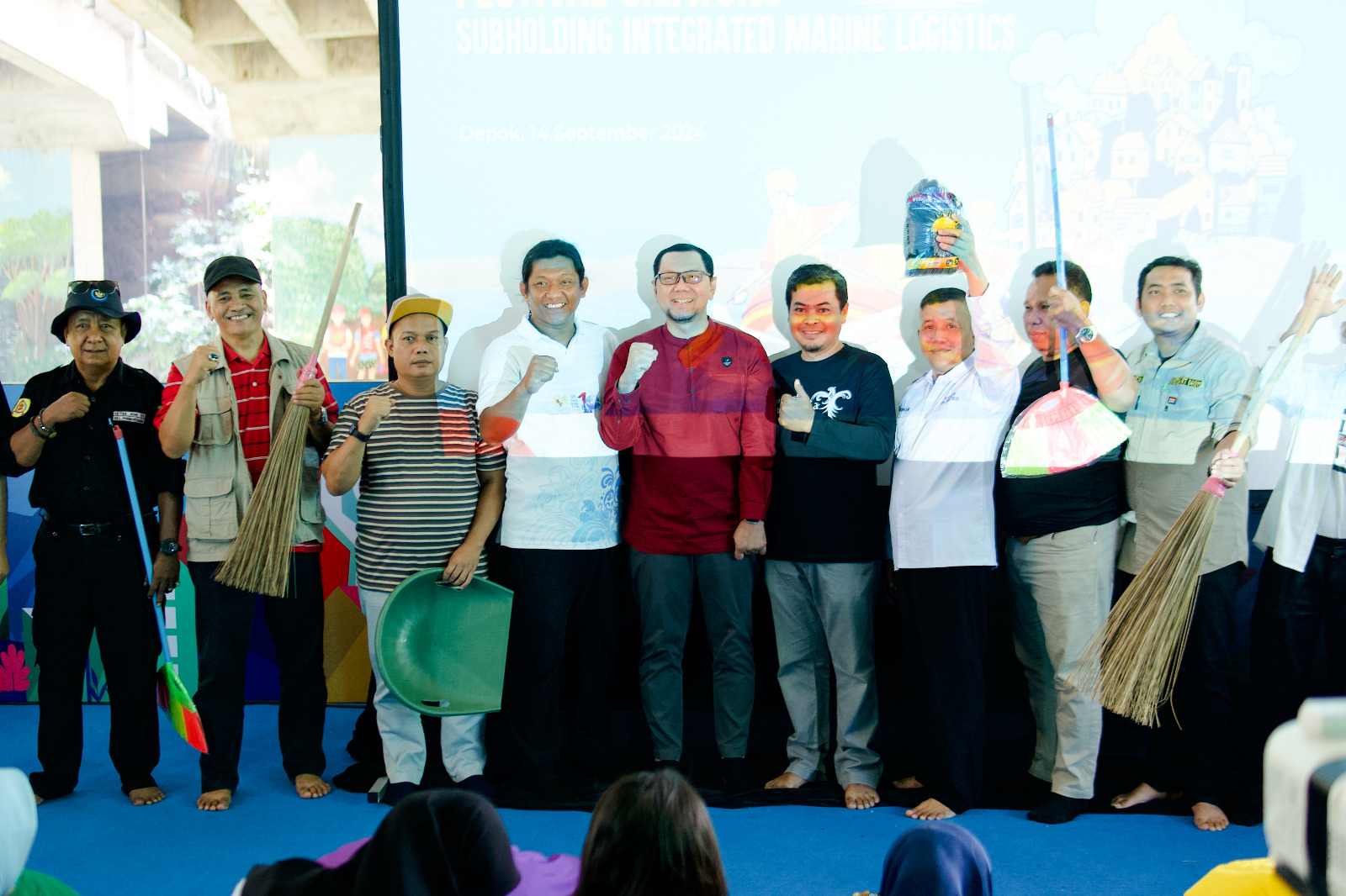 PIS dan KLHK menggelar kegiatan Festival Ciliwung Sub Holding Integrated Marine Logistics (SH IML). (dok. PIS) - Image