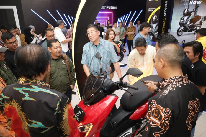 Gerai motor listrik United E-Motor di Kota Pekanbaru. - Image