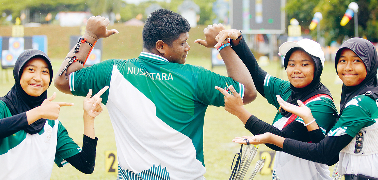 BERTALENTA: Dari kiri, Nayla Faiza Hamsyah, Gilang Abiyan Attarafi Jatmiko, Ayra Nurzahia Emar, dan Raysha Ainun Mahya merupakan atlet panahan Ibu Kota Nusantara di PON XXI Aceh-Sumut 2024. - Image