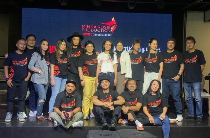 Film Kamu Adalah Aku bakal menjadi tambahan bukti kemampuan Prisia Nasution bekerja di belakang layar. (Istimewa) - Image