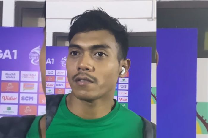 Andhika Ramadhani bongkar persaingan ketat kiper Persebaya Surabaya di Liga 1 Indonesia 2024/2025. (Moch. Rizky Pratama Putra/JawaPos.com) - Image