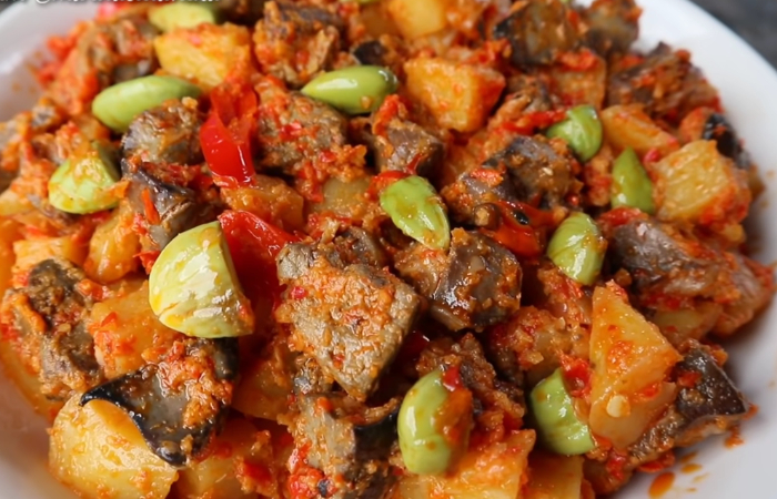 Resep Sambal Goreng Kentang Ati Ampela Pete yang Enak. - Image