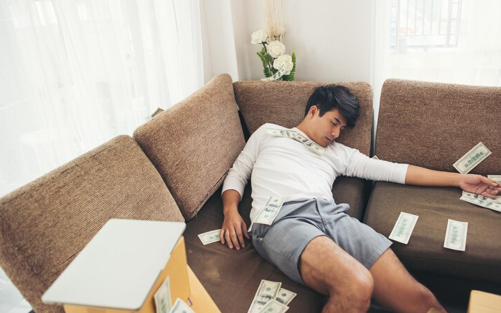 ilustrasi seseorang yang hidupnya segera dikaruniai kekayaan/ Freepik - Image