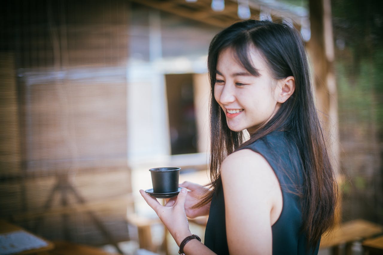 Hal yang disimpan untuk diri sendiri bagi orang yang menghargai privasi dan batasan pribadi menurut Psikologi. (Pexels/ Duc Nguyen) - Image