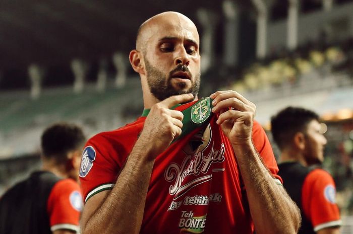 Bintang Persebaya Surabaya Mohammed Rashid punya rekor mentereng saat masih perkuat Persib Bandung. (Instagram/@persebayastore) - Image