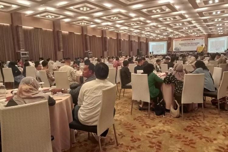 bedah buku Mengungkap Kesalahan dan Kekhilafan Hakim Dalam Menangani Perkara Mardani H Maming di Sleman, Jogjakarta, pada Sabtu (5/10). (Istimewa) - Image