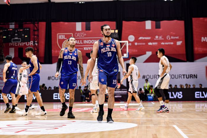 Pelita Jaya menjadi juara IBL Oasis+ All Indonesian 2024 setelah mengalahkan Satria Muda dalam tiga laga final. (Istimewa) - Image