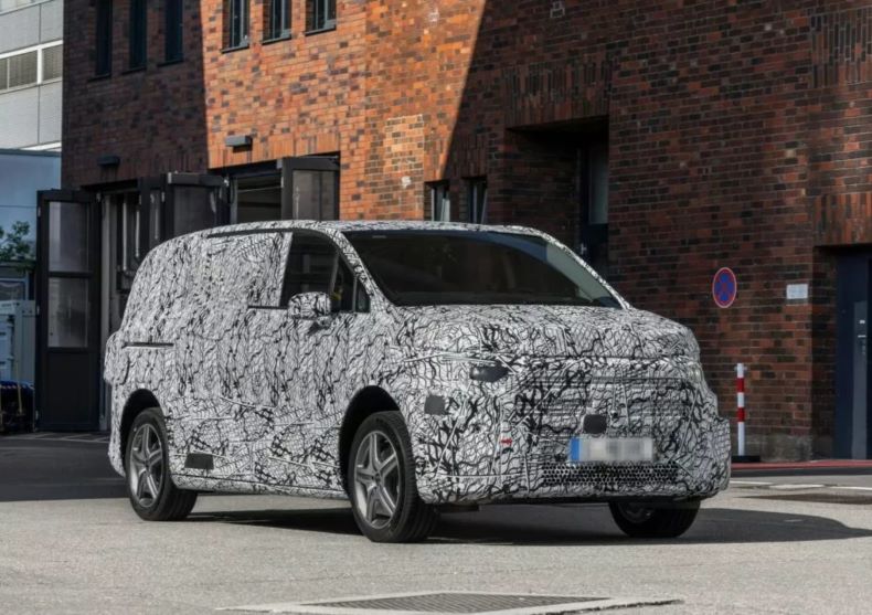 Mobil listrik baru tengah disiapkan Mercedes-Benz. (Carscoops) - Image