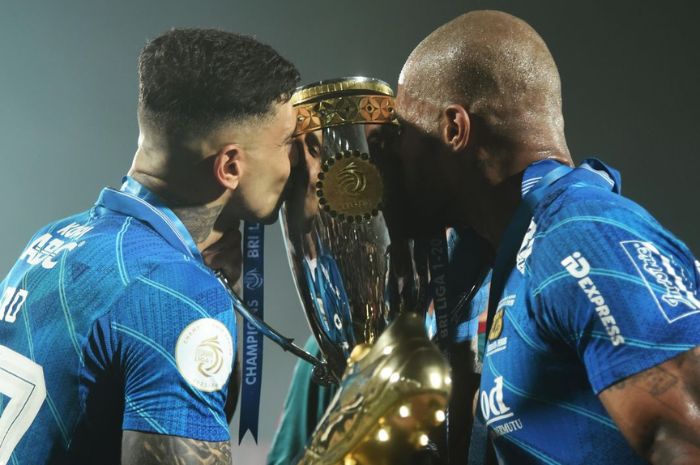 Ciro Alves dan David da Silva adalah dua bomber maut yang sering jebol gawang Persebaya Surabaya di Liga 1 Indonesia. (Instagram/@cirooficial) - Image