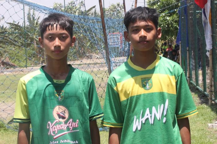 Agraprana Khohar Wijaya dan Richy Nur Cholis masuk dalam skuad Persebaya Surabaya U-13. (ISTIMEWA/Radar Madiun) - Image