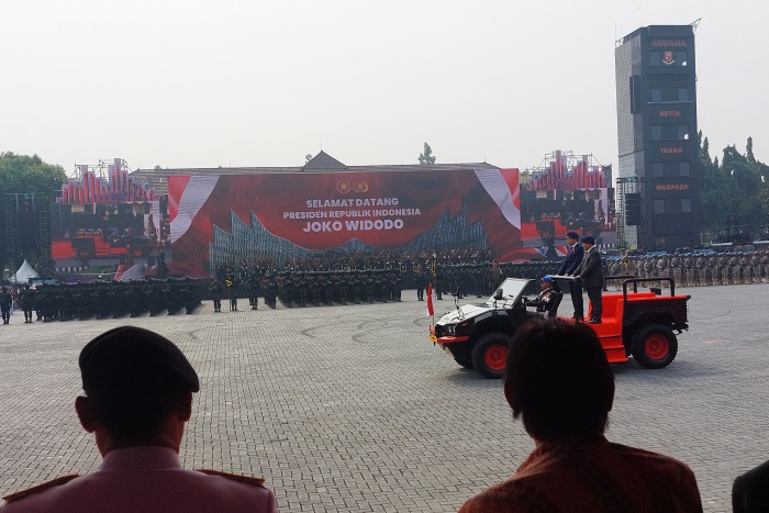 Presiden RI Joko Widodo (Jokowi) dan Prabowo Subianto menghadiri apel gelar pasukan pengamanan pelantikan Presiden dan Wakil Presiden RI terpilih. (IST) - Image