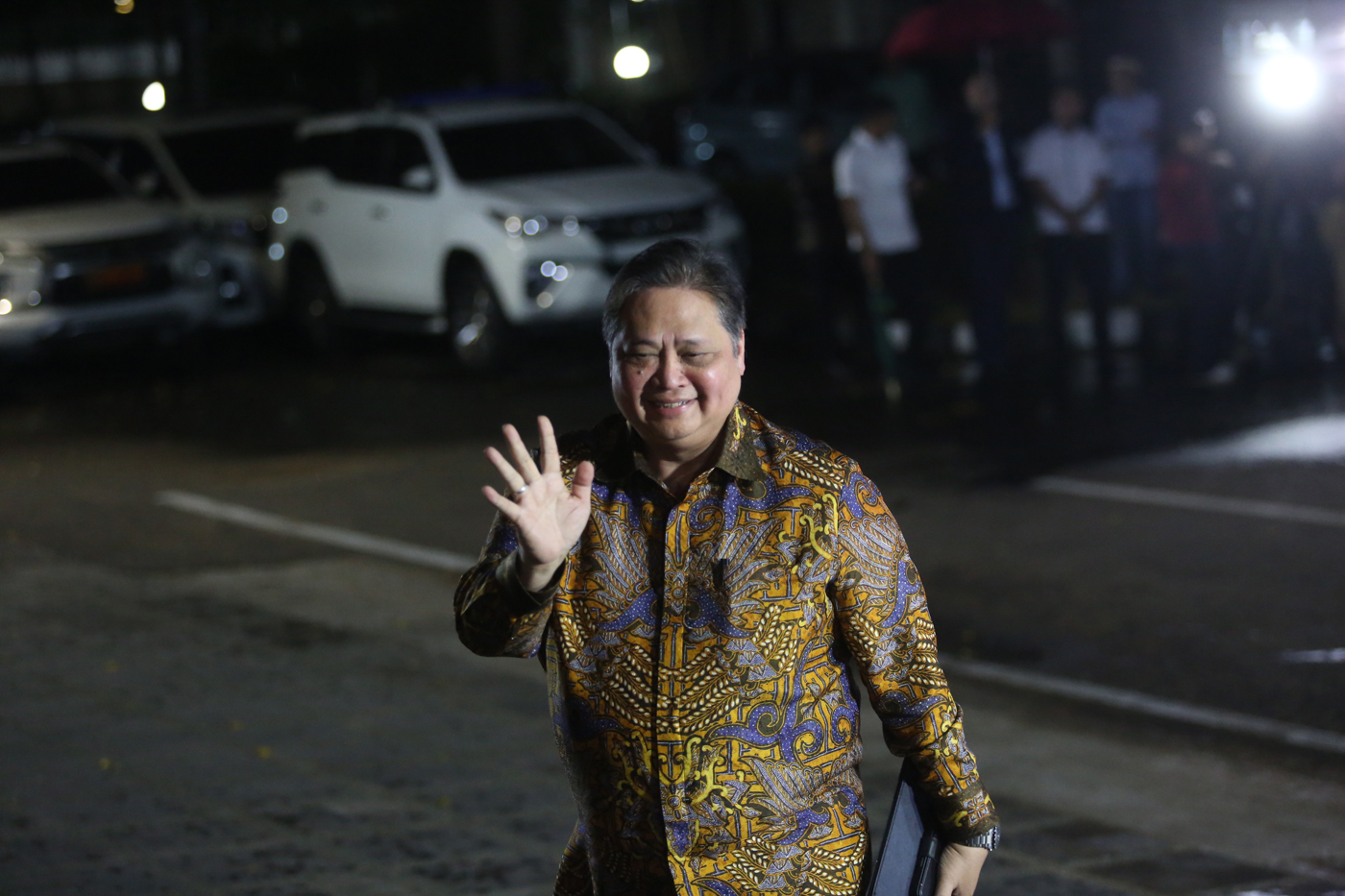 Airlangga Hartanto di kediaman Presiden Terpilih Prabowo Subianto, Kertanegara, Jakarta Selatan, Senin (14/10/2024). (Miftahul Hayat/Jawa Pos) - Image