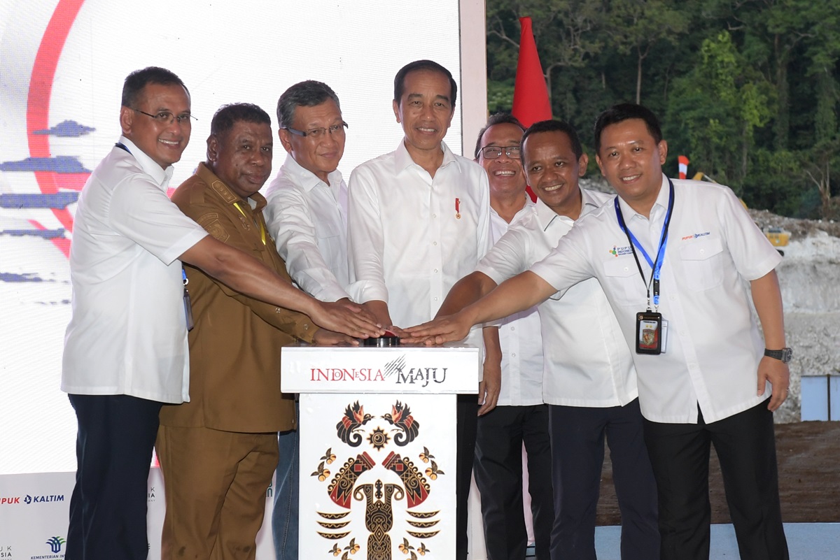 Peresmian pembanguan pabrik pupuk PT Pupuk Kalimantan Timur (Pupuk Kaltim) di Fakfak, Papua Barat. (dok. Pupuk Kaltim) - Image