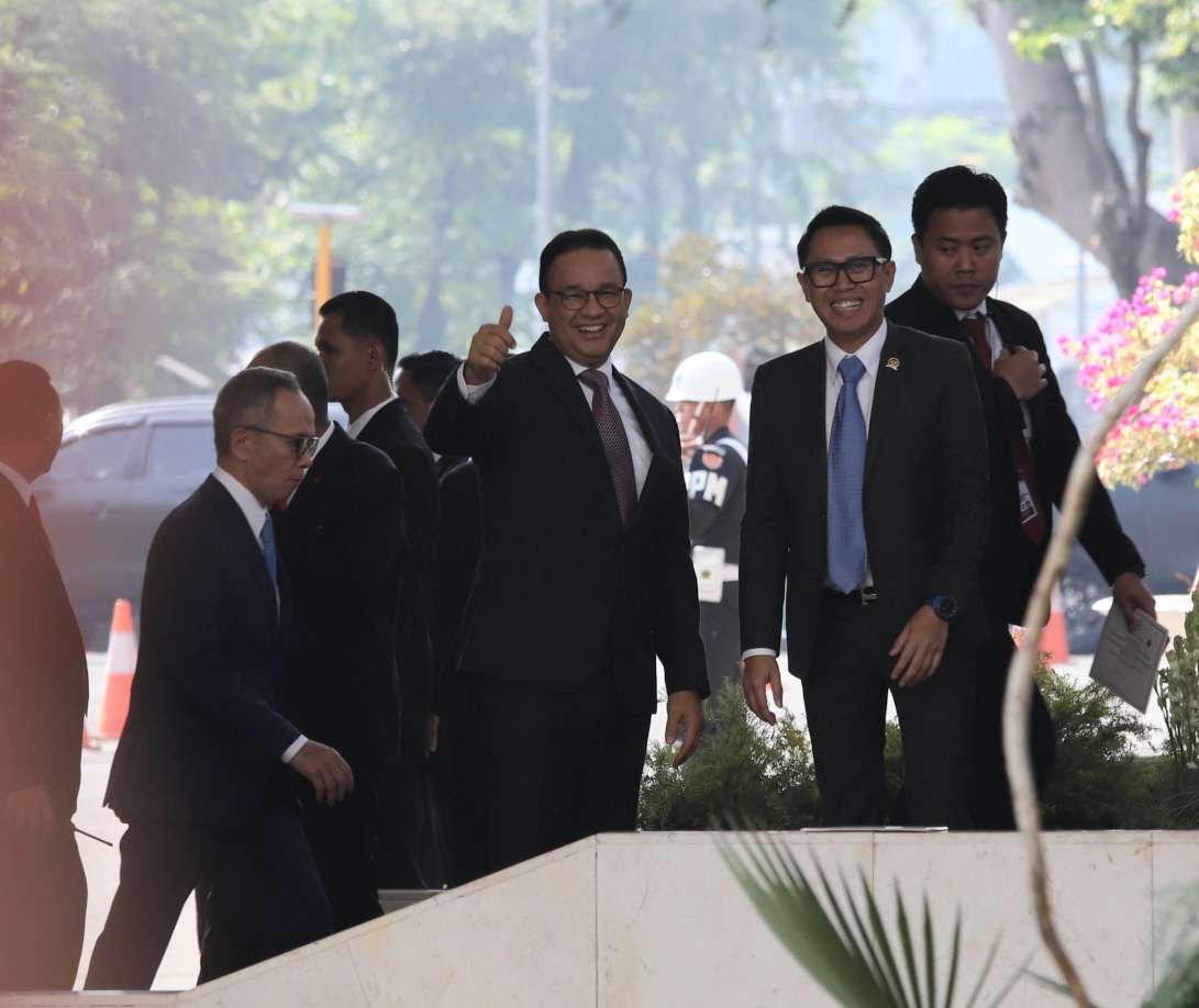 Anies Baswedan menghadiri pelantikan presiden dan wakil presiden periode 2024-2029 di Gedung Nusantara, Kompleks Parlemen, Senayan, Jakarta, Minggu (20/10/2024). (Dery Ridwansah/ JawaPos.com) - Image