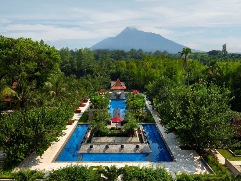 View Gunung Merapi bisa dinikmati dari Sheraton Mustika Resort & Spa Jogjakarta. (Istimewa) - Image