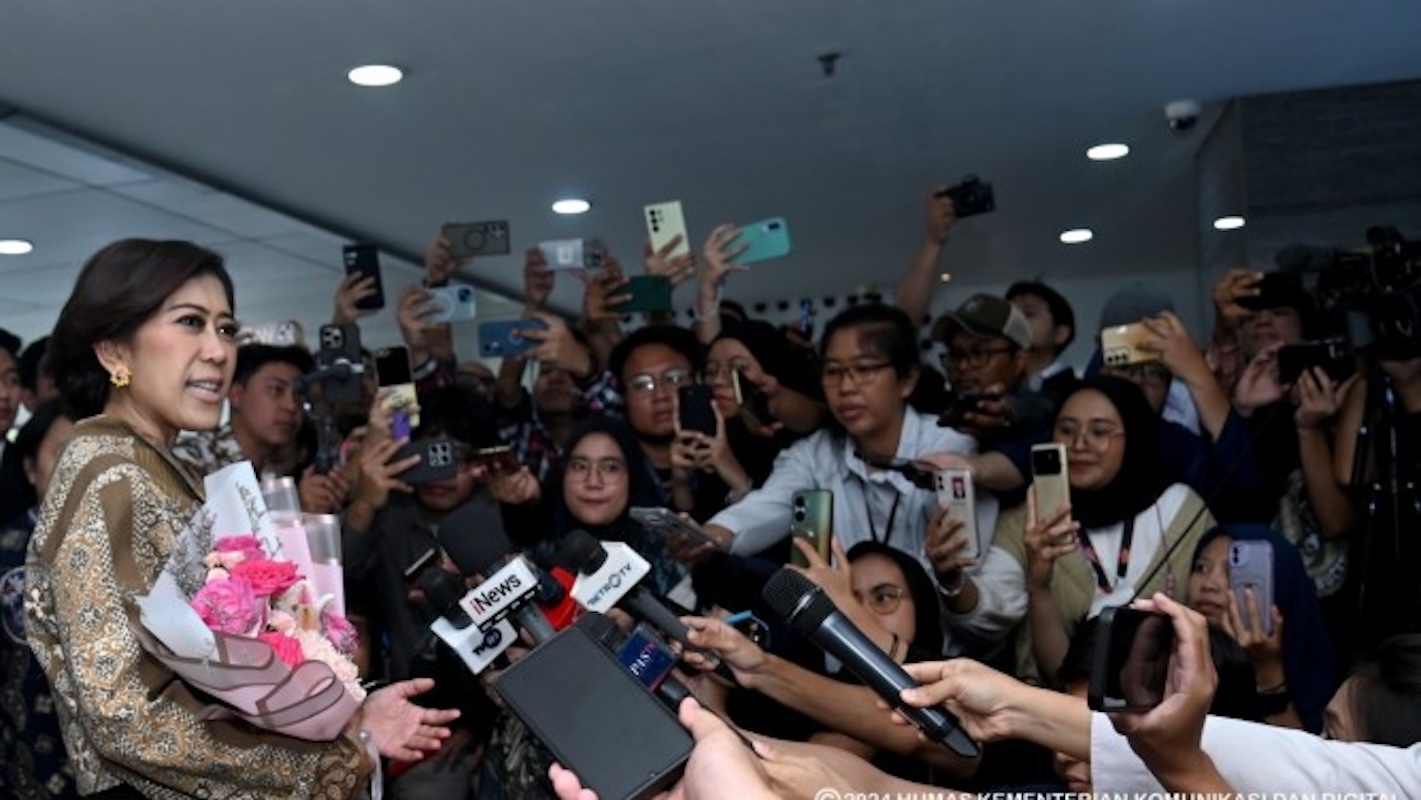 Jumpa pers Komdigi dengan Menteri Meutya Hafid usai pelantikan di Istana Negara Jakarta, Senin (21/10). (Istimewa) - Image