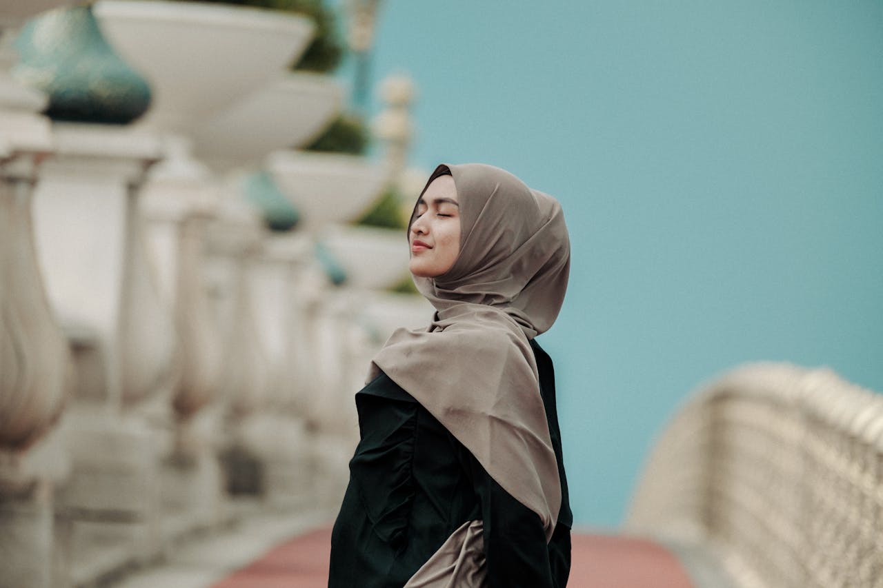 Hal yang bagi introvert sangat melelahkan dan menguras energi menurut Psikologi - Image