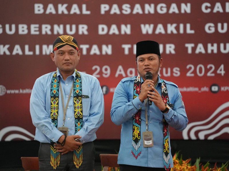 Paslon Rudy-Seno di debat publik pertama. (Tim Media Rudy Seno) - Image