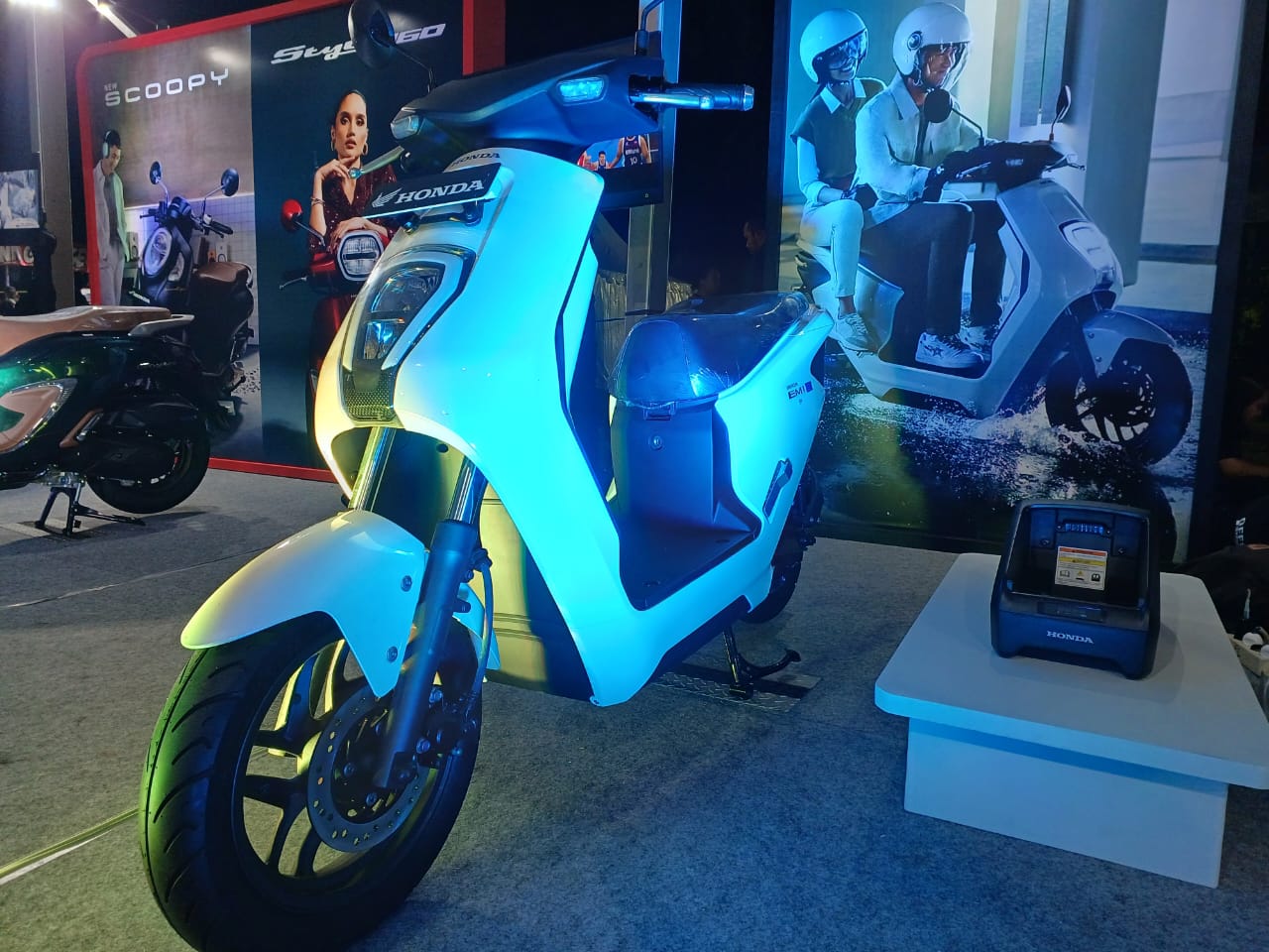 Sepeda motor listrik Honda EM1 e: yang turut Dipajang di event pamungkas HBD 2024 di Klaten, Jawa Tengah. - Image
