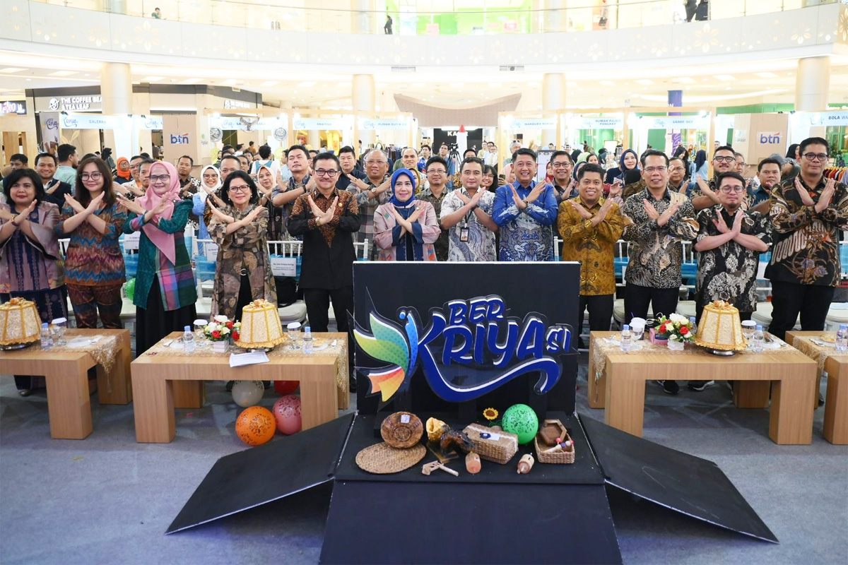 Bazar UMKM BerKRIYAsi didukung oleh PT Pegadaian dan 5 BUMN lainnya menghadirkan 86 UMKM sukses digelar dalam mempromosikan produk unggulannya. (Istimewa). - Image