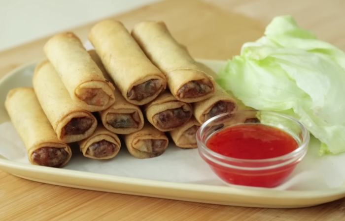 Resep Lumpia Goreng Isi Ayam yang Enak dan Renyah - Image