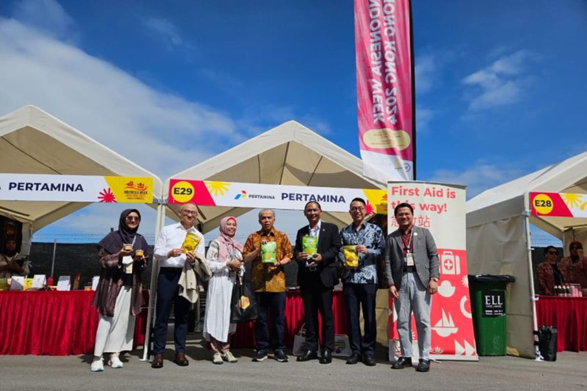 UMKM binaan Pertamina menarik perhatian banyak pengunjung di Indonesia Week Hong Kong 2024. (ANTARA) - Image