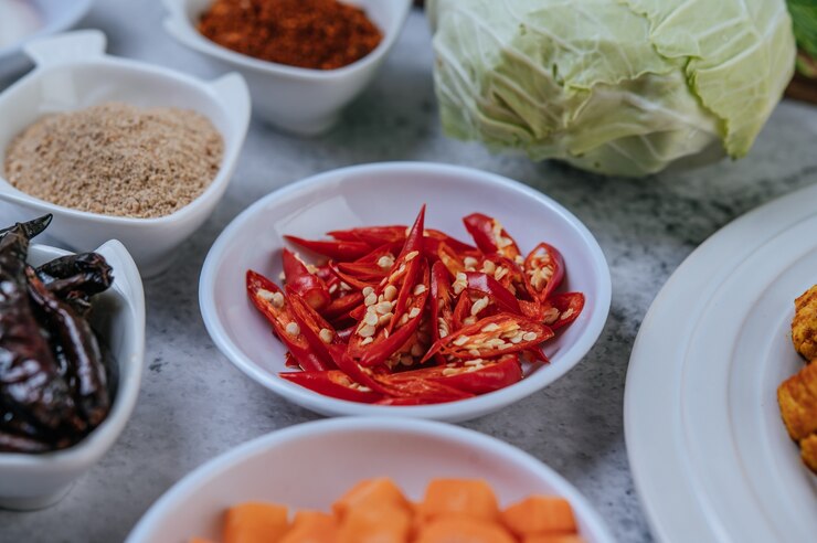Makanan yang harus dihindari ketika sakit tenggorokan./freepik/jcomp - Image