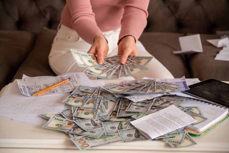 Sukses harga mati tak bisa diganggu gugat bagi 8 weton ini asal rajin sedekah rezeki mengalir deras - Image