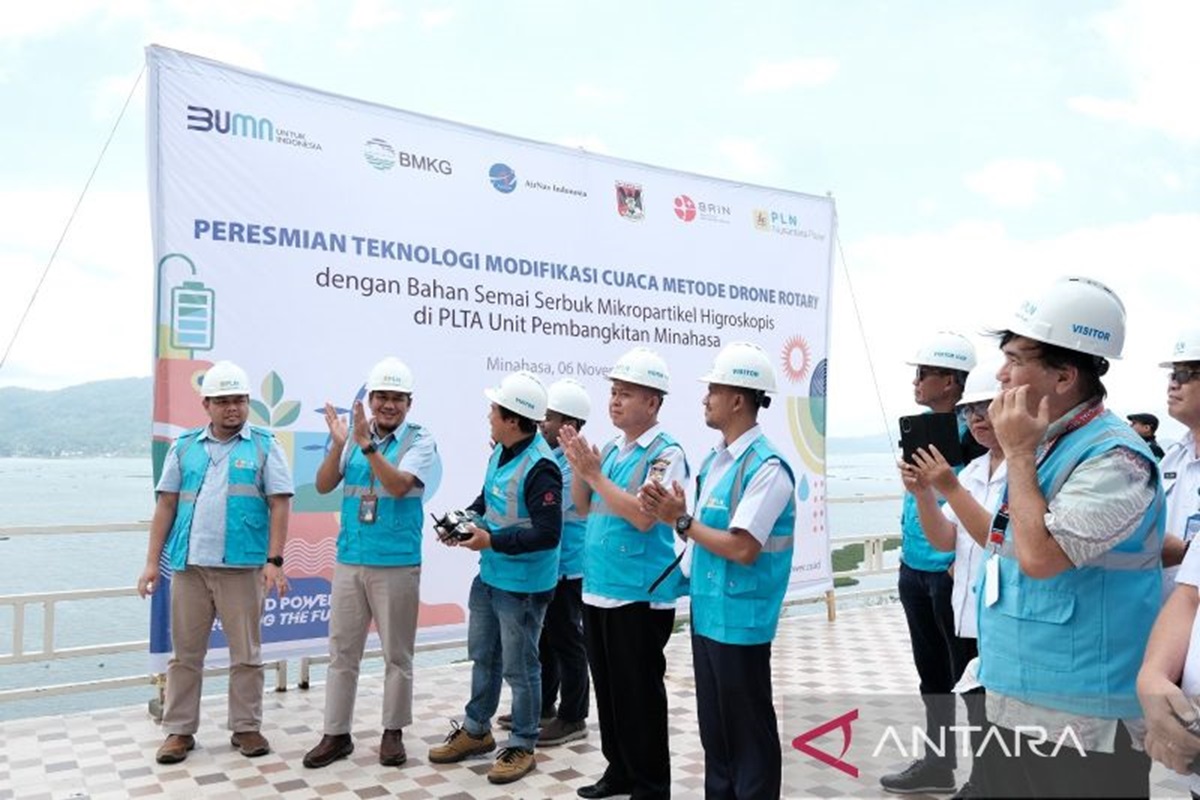 PT PLN Nusantara Power mendukung teknologi modifikasi cuaca menggunakan metode drone rotary guna keberlanjutan energi. (ANTARA) - Image