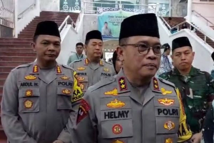 Kapolda Lampung Irjen Pol. Helmy Santika saat saat dimintai keterangan. (ANTARA/Polda Lampung) - Image