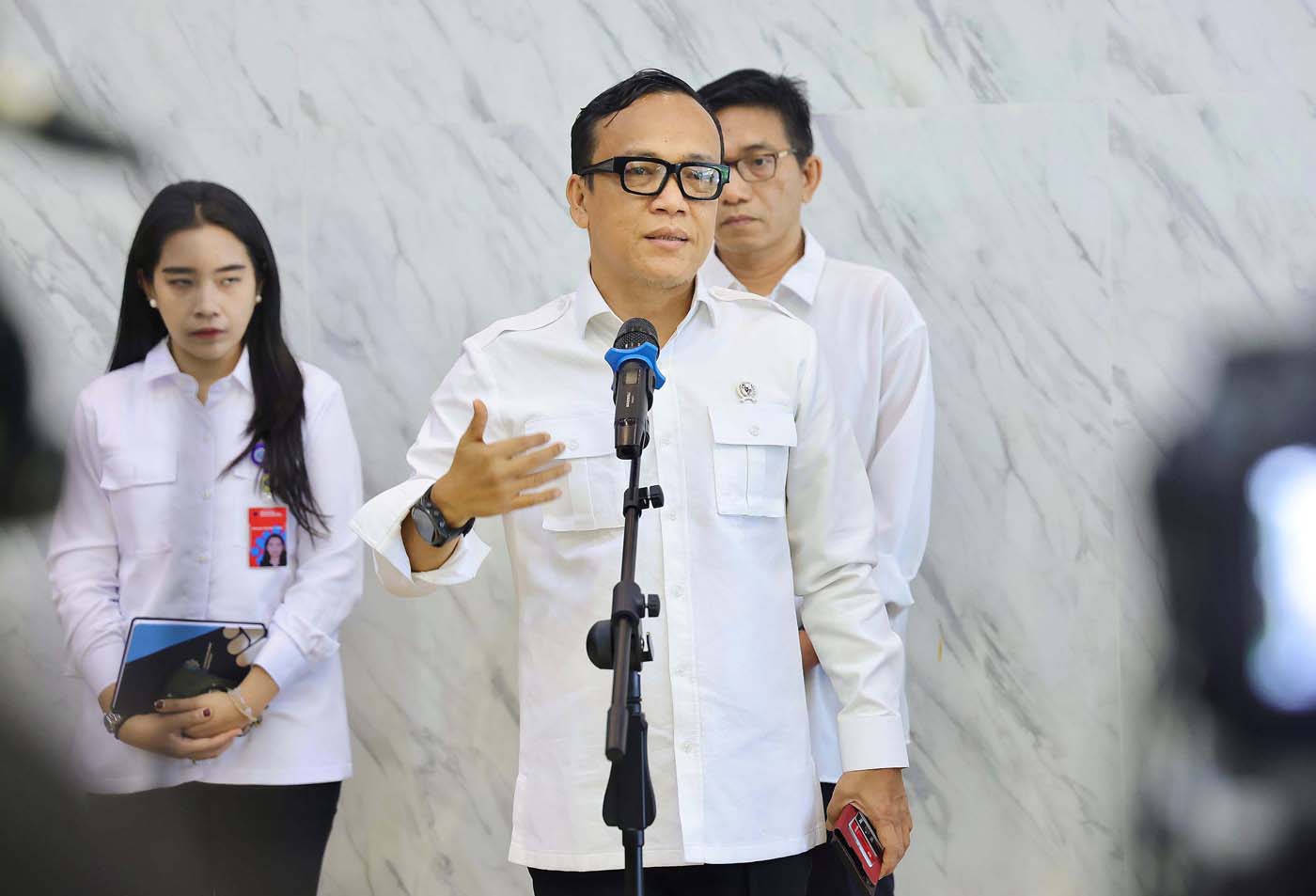 Wakil Menteri Ketenagakerjaan Immanuel Ebenezer. (Fedrik Tarigan/ Jawa Pos) - Image