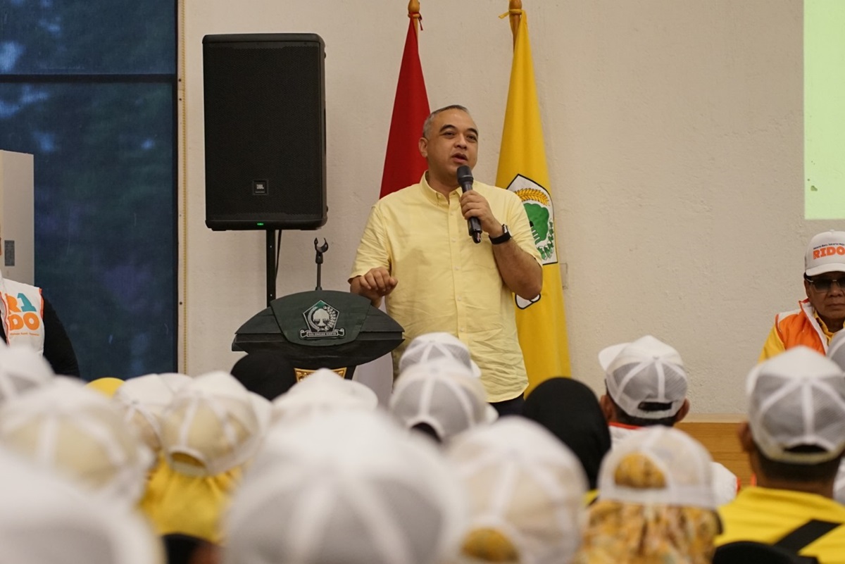Ketua DPD Golkar DKI Jakarta Ahmed Zaki Iskandar saat Acara Pendidikan Politik dan Konsolidasi Partai Golkar Jakarta (Royyan/JawaPos.com) - Image