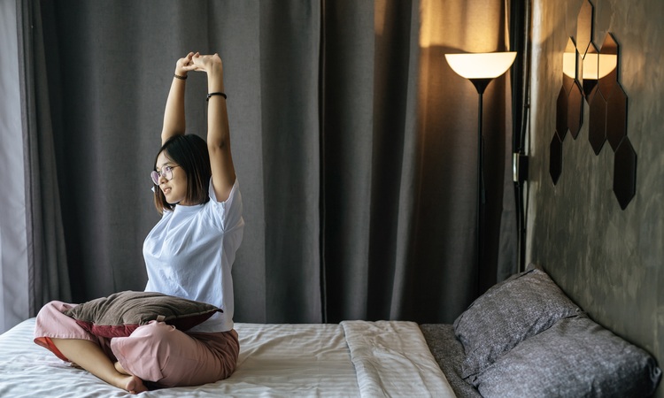 Orang yang tidak memerlukan alarm untuk bangun tepat waktu biasanya menunjukkan 7 perilaku ini, kata psikologi./Freepik. - Image