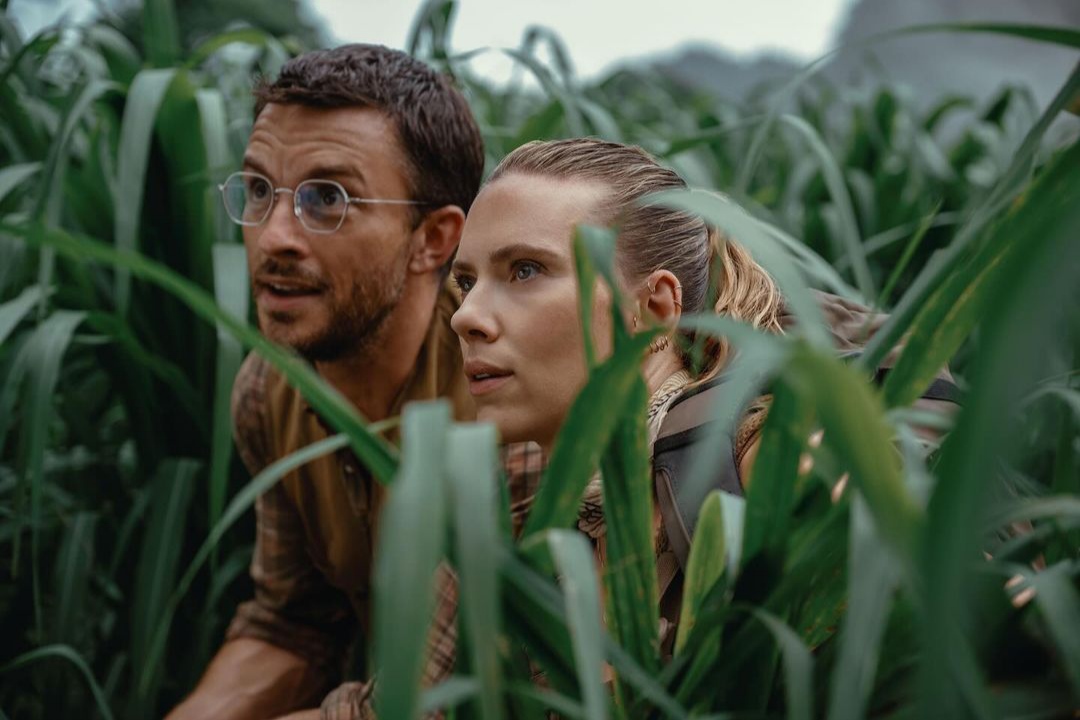 Scarlett Johansson dalam film Jurassic World Rebirth. (Instagram/@jurrasicworld) - Image