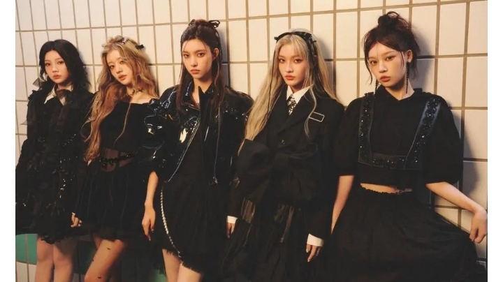 Girlgrup ILLIT. (soompi) - Image