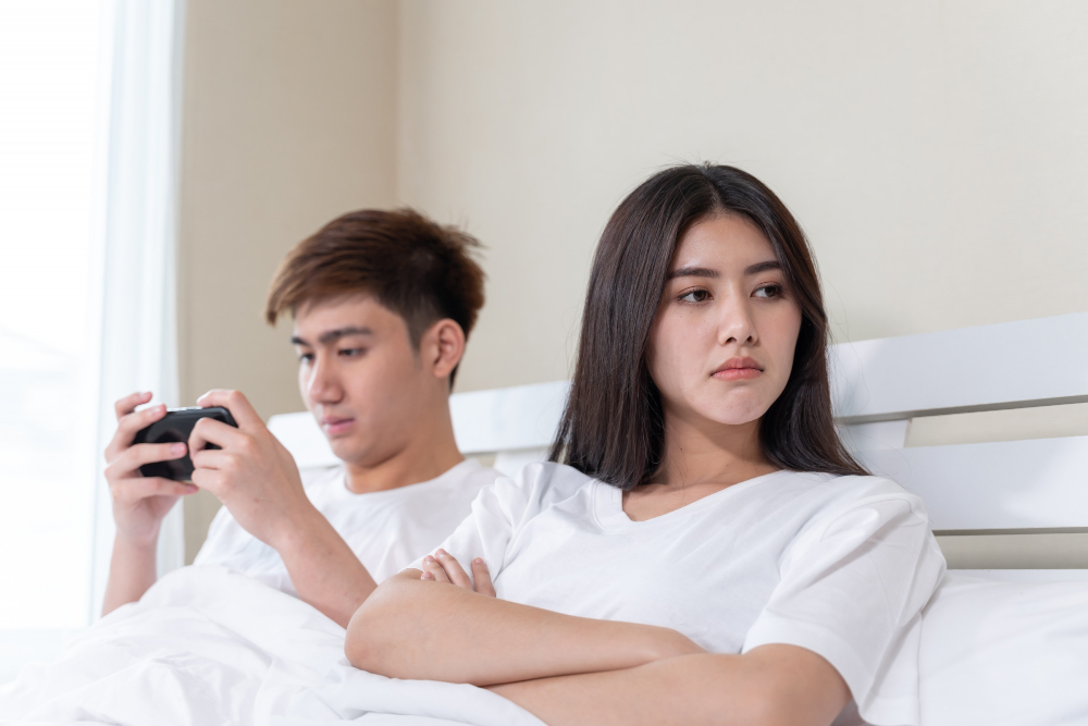4 Zodiak yang Tidak Pandai Merawat Hubungan Romantis, Sering Kandas di Tengah Jalan./Pexels. - Image