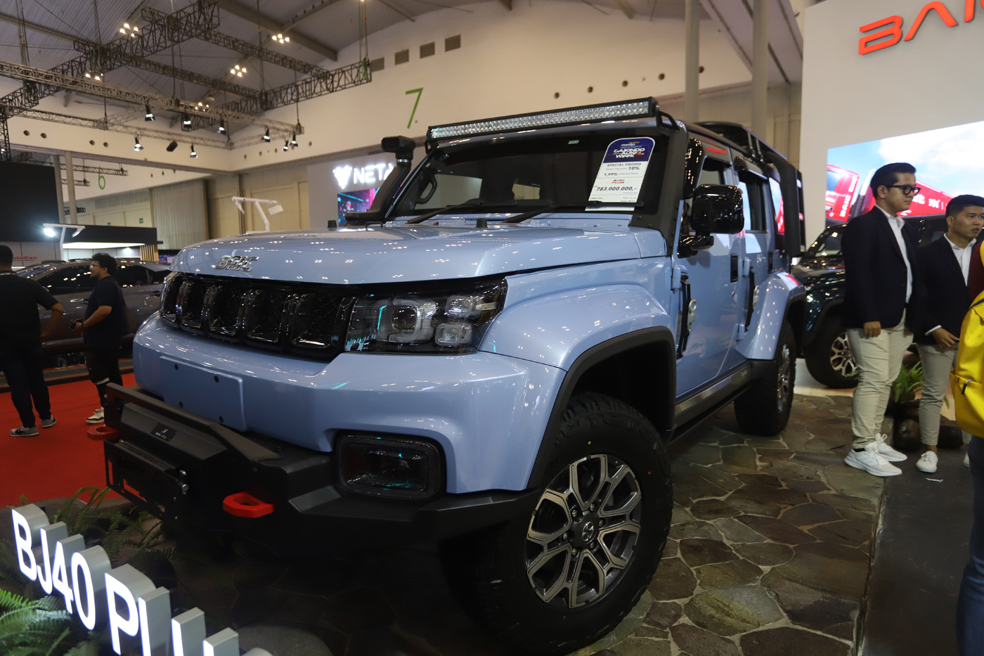 BAIC BJ40 Plus dipamerkan di gelaran GAIKINDO Jakarta Auto Week 2024 di Indonesia Convention Exhibition (ICE) Kabupaten Tangerag, Banten, Jumat (22/11/2024). (Dery Ridwansah/ JawaPos.com)