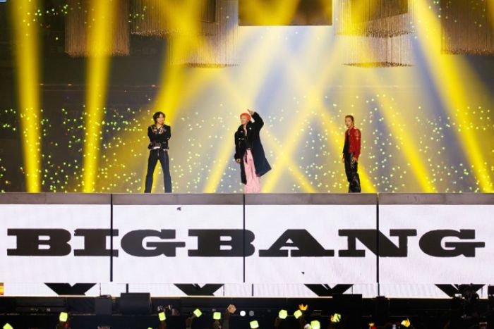 BIGBANG tampil mengejutkan di panggung MAMA Awards 2024./(instagram mnet_mama) - Image