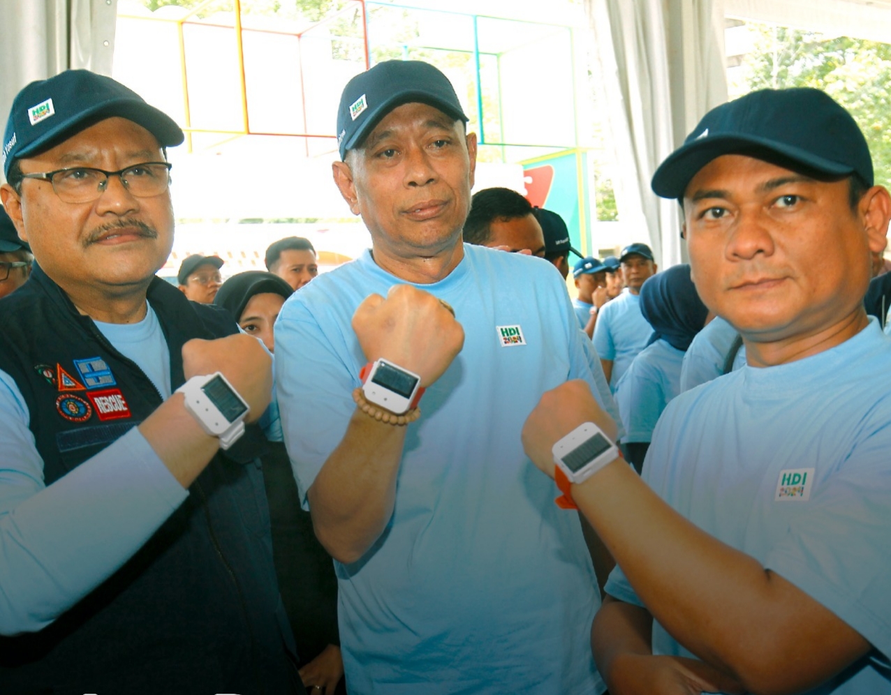 Menteri Sosial Saifullah Yusuf saat peluncuran e-katalog HDI dalam acara peringatan Hari Disabilitas Internasional (HDI) 2024, di Jakarta, Minggu (1/12). (Zalzilatul Hikmia/Jawa Pos) - Image