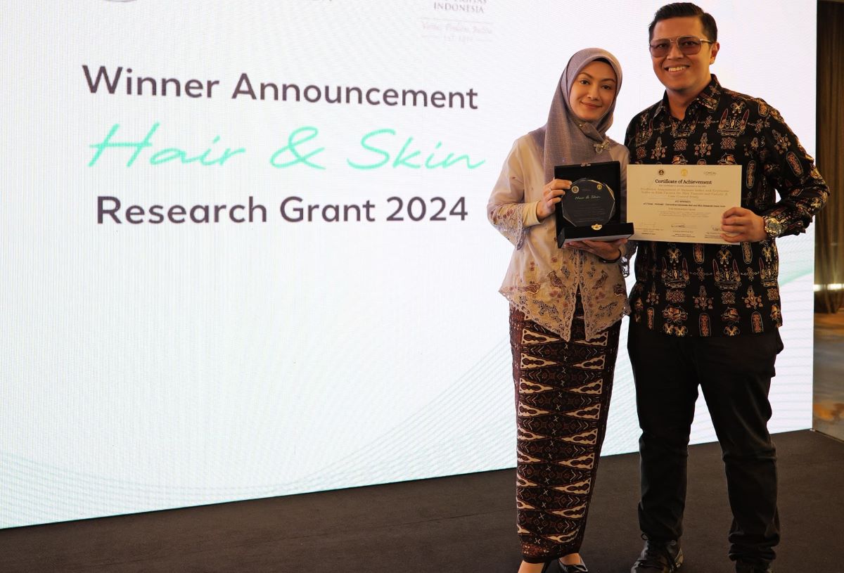Dokter Irmadita Citrashanty dinobatkan sebagai pemenang Hair & Skin Research Grant 2024. (Istimewa) - Image