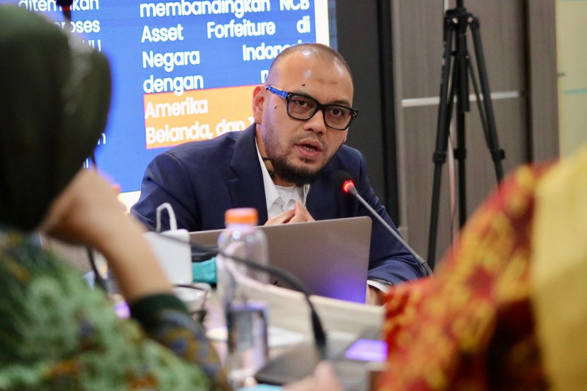 Pengamat hukum dan pembangunan Hardjuno Wiwoho. (Istimewa) - Image