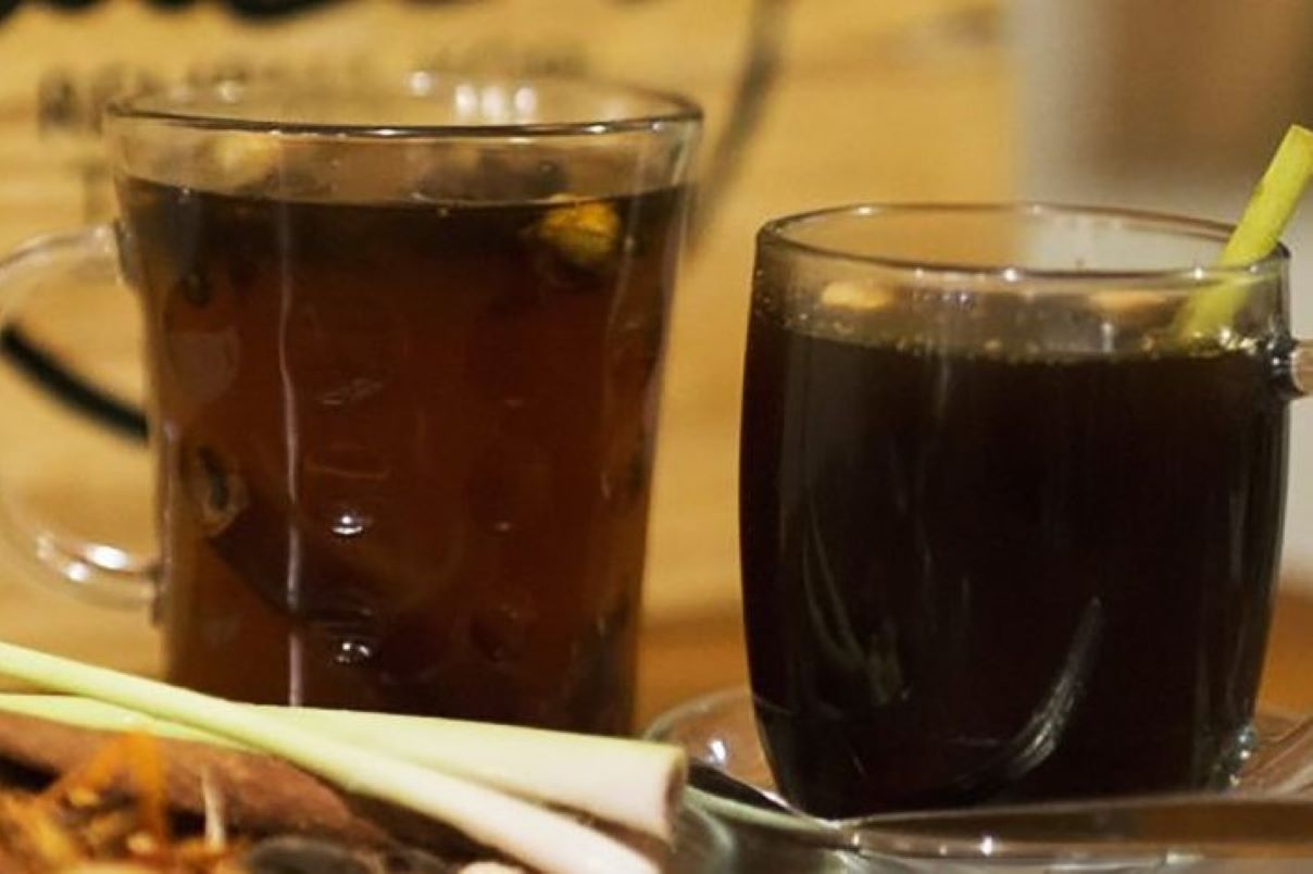 Ilustrasi kopi dan teh rempah. (Vicki Febrianto/Antara) - Image